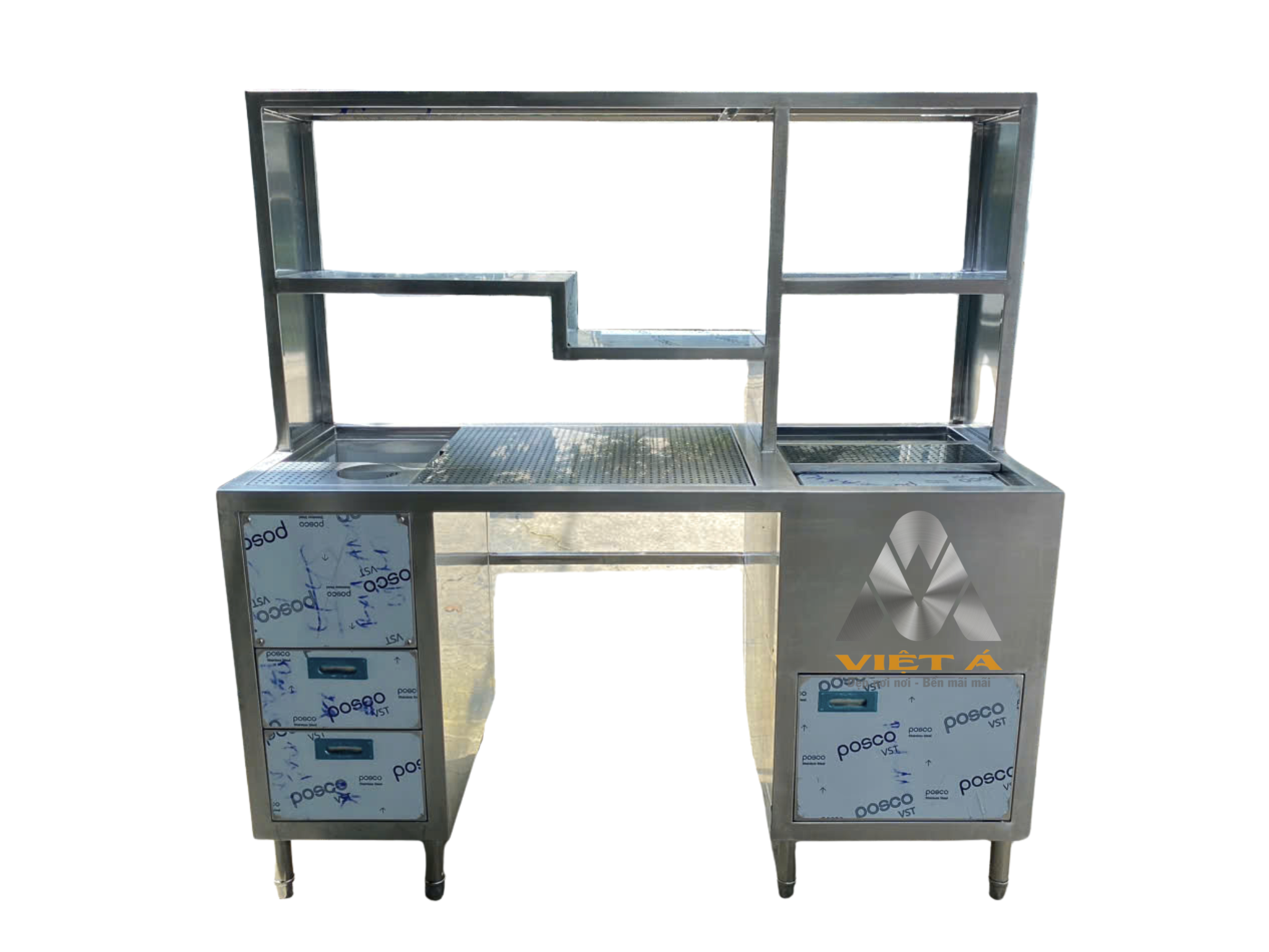 quay-bar-inox-co-gia-nan-tren Quầy bar inox có giá nan trên