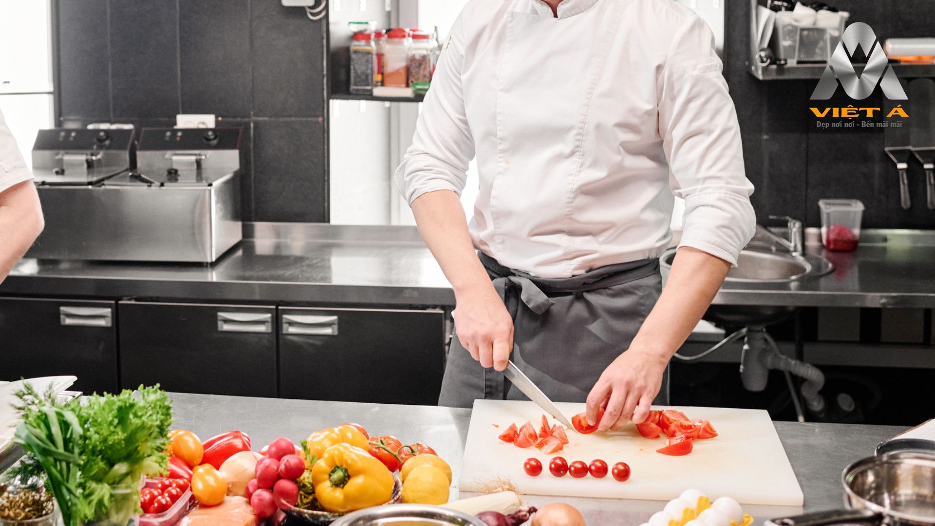 khu-vuc-so-che-nguyen-lieu-lop-hoc